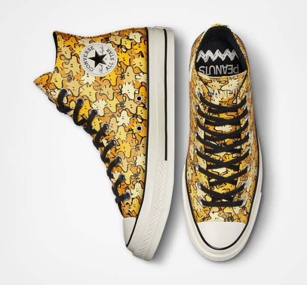 Converse Peanuts Chuck 70 High Tops Shoes Yellow / Gold | CV-125FGQ